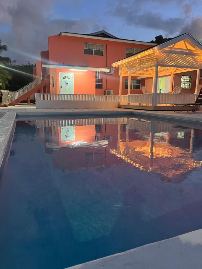 Tropical Hideaway Apartment Nassau Bagian luar foto