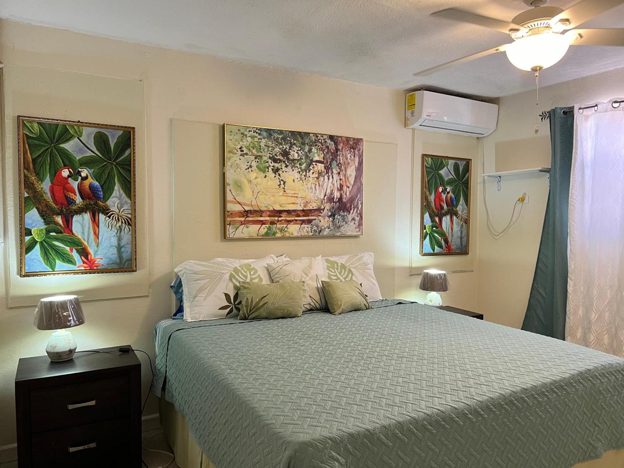 Tropical Hideaway Apartment Nassau Bagian luar foto