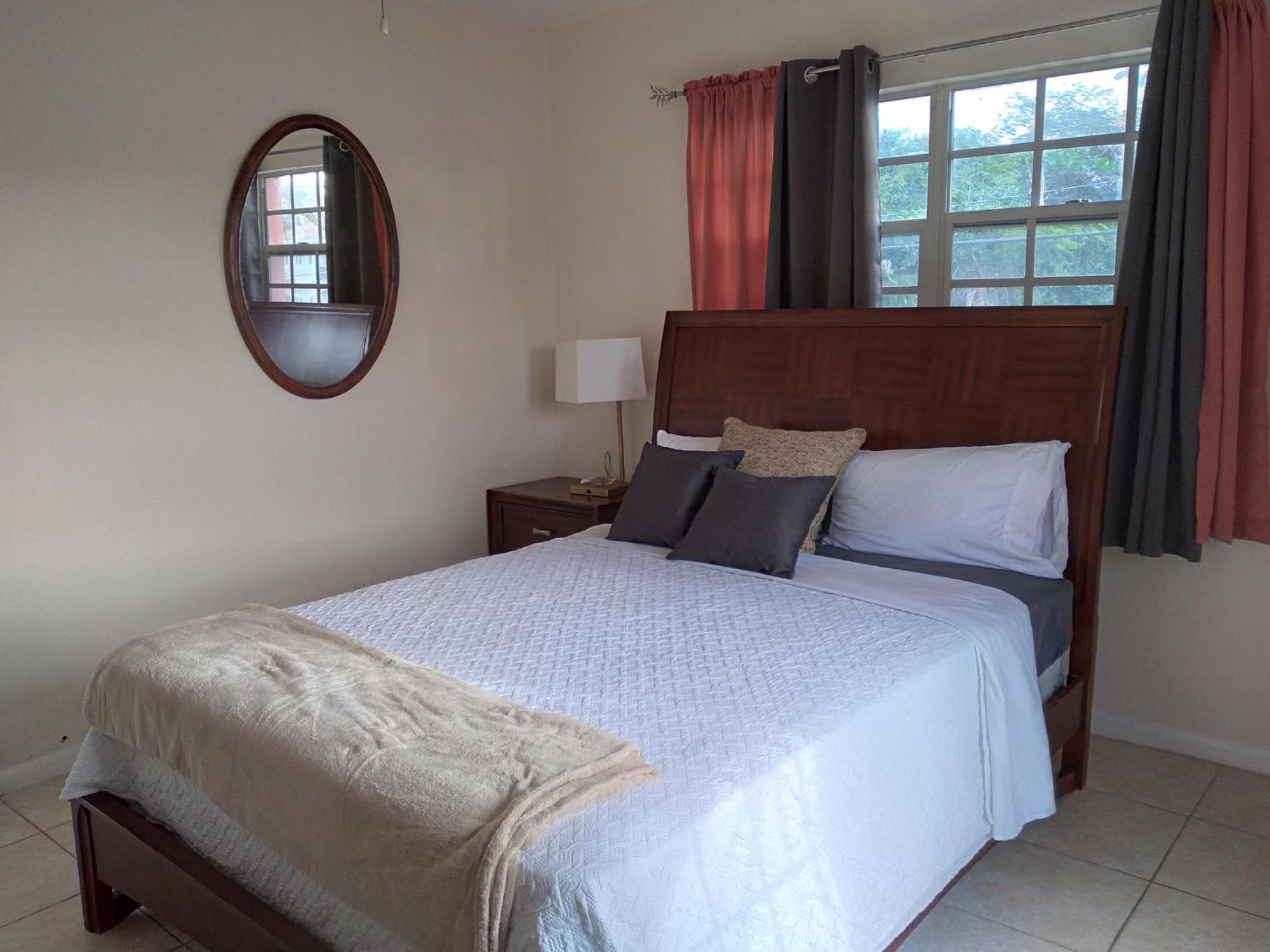 Tropical Hideaway Apartment Nassau Bagian luar foto